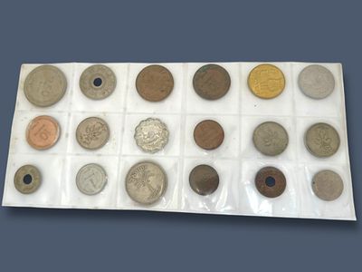 לוט מטבעות ישראל כולל מספר מטבעות פלשתינה.