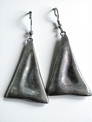 זוג עגילי כסף סטרלינג. 5 ס״מ 
10.43 גרם