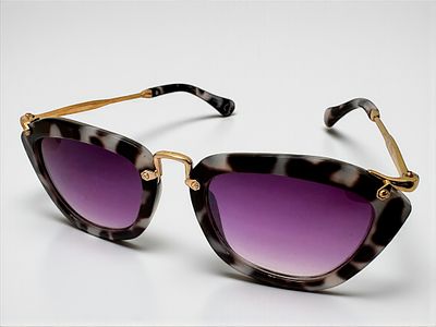 משקפי שמש וינטג.