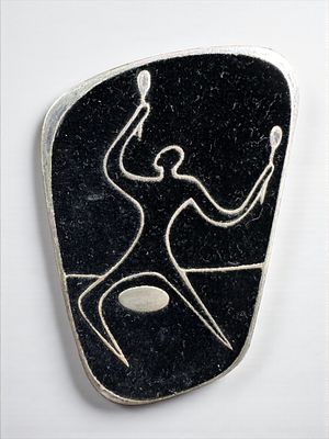 סיכת כסף סטרלינג ישראלית ישנה. לא חתומה - כסף נבדק. סיכה אחורית חסרה. אורך: 6 ס״מ. 
משקל: 12 גרם.