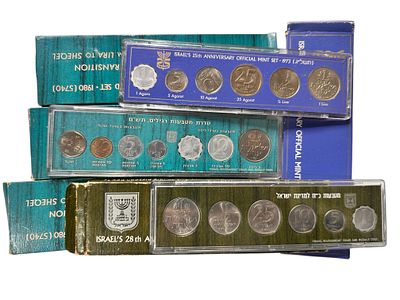 לוט 5 סטים מטבעות ישראל בהוצאת החברה הממשלתית.