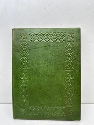 אלבום בולי ישראל והעולם כולל בולים עתיקים ולא חתומים. הבולים לא נבדקו.