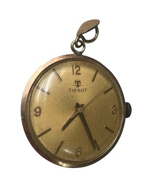 שעון תליון טיסו Tissot עשוי זהב 14k. מנגנון מכני במצב עבודה תקין.שנות ה40-50. כתר השעון ככל 