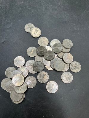 40 מטבעות ע"ס 1 ש"ח עם דיוקן הרמב"ם.