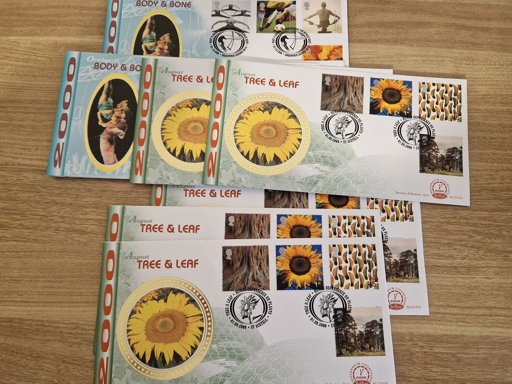 Lot 154: job lot of first day covers