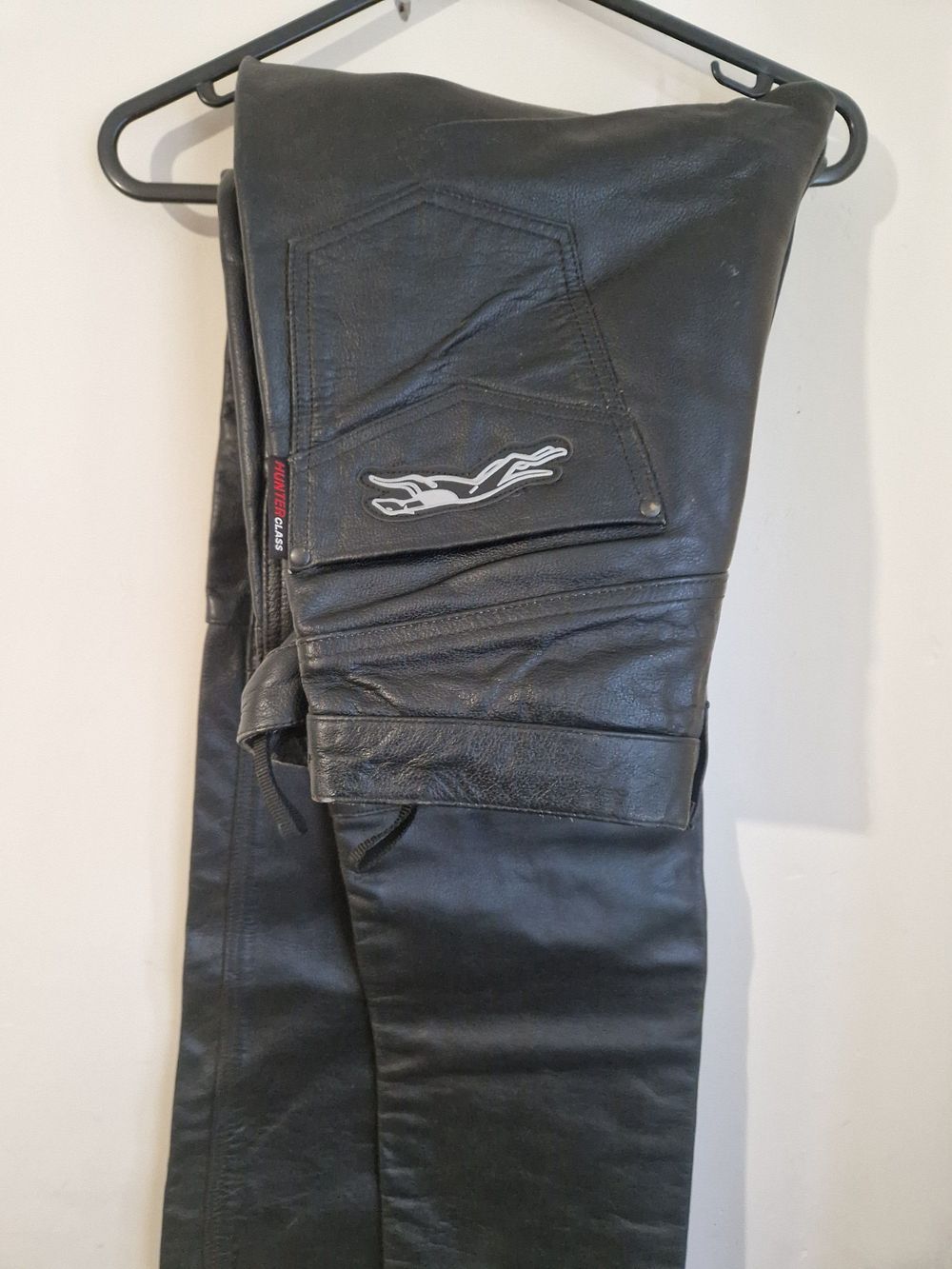 Lot 199: Hunter glass genuine leather biker pants