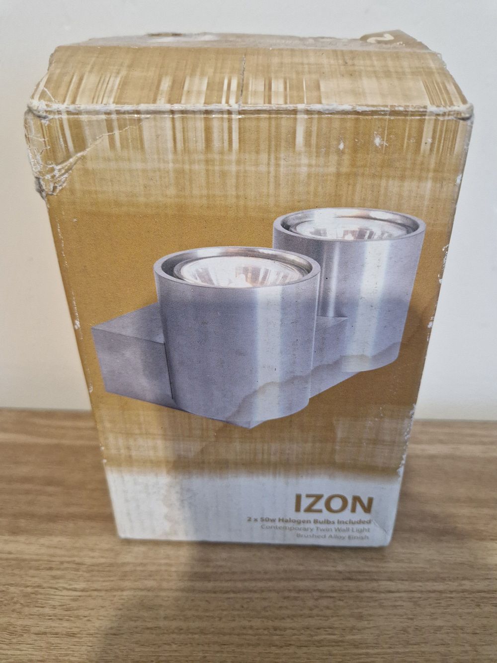 Lot 202: Izon lights
