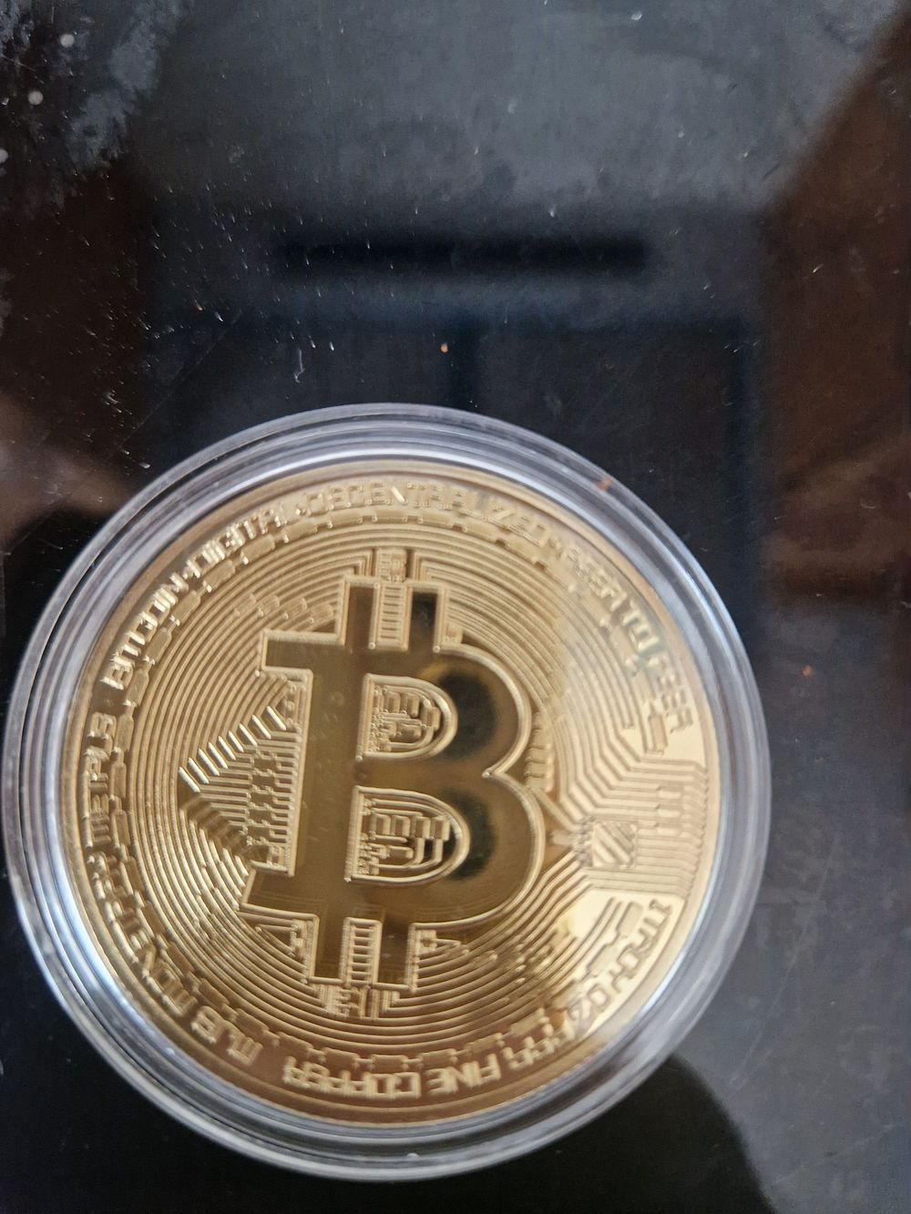 Lot 214: Replica bit coin