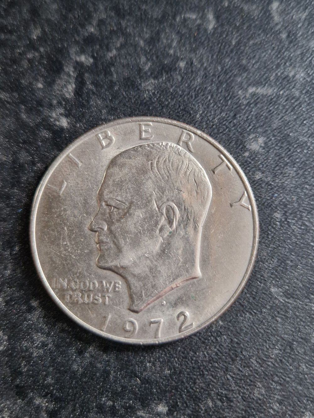 Lot 233: In god we trust 1972 coin
