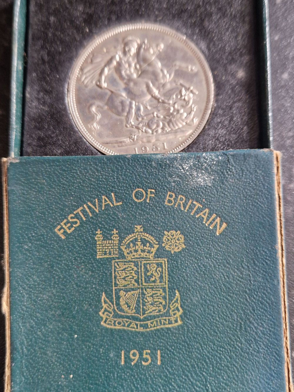 Lot 239: Festival of Britain silver crown