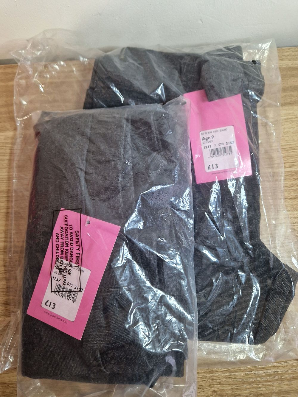 Lot 197: Small job lot of girls jeggings