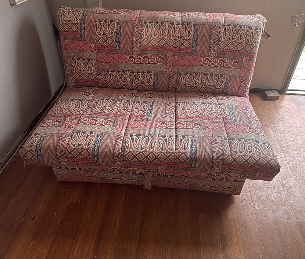 Lot 205: Sofa bed