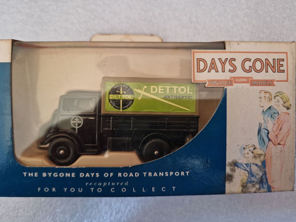 Lot 270: Boxed model car