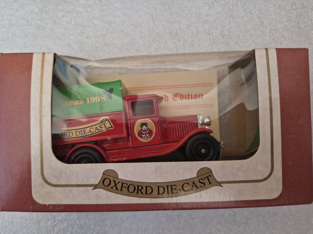 Lot 274: Boxed model car