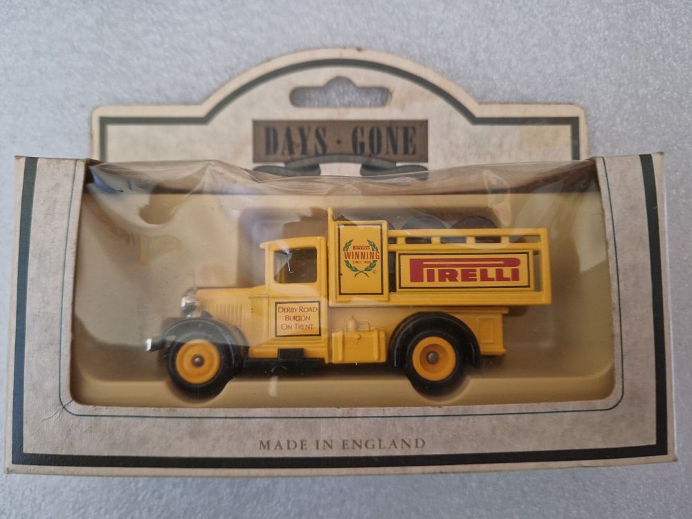 Lot 277: Boxed model car