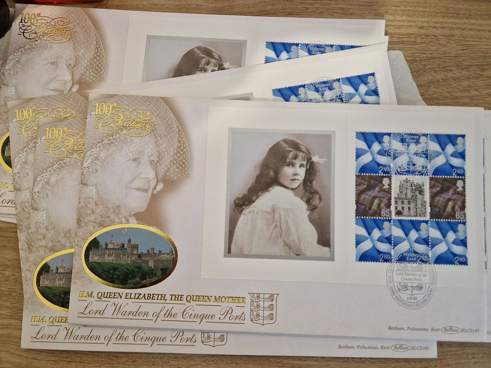 Lot 297: first day covers
