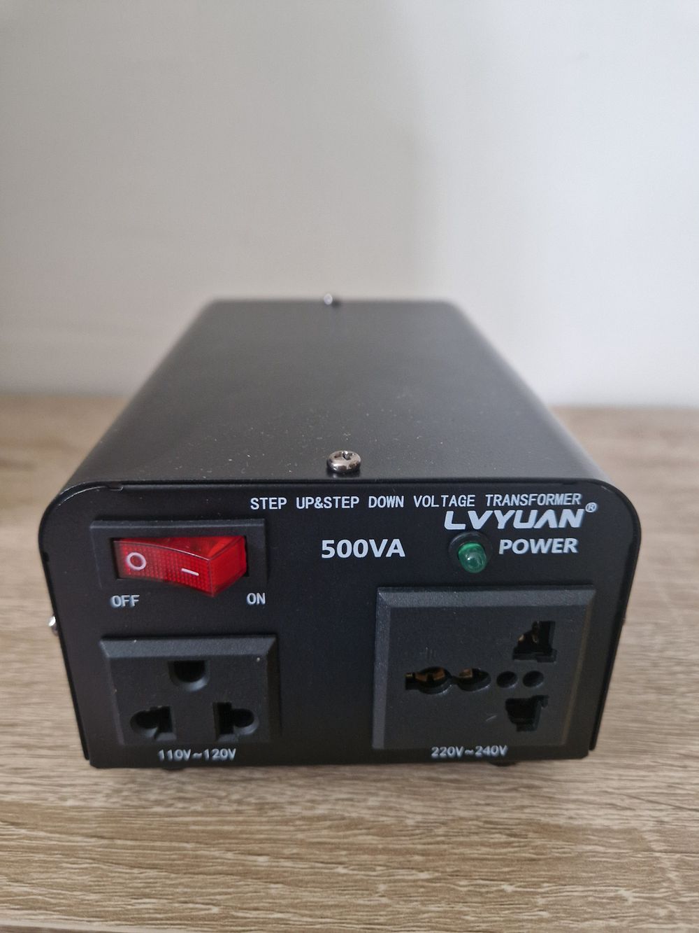 Lot 323: Power bank
