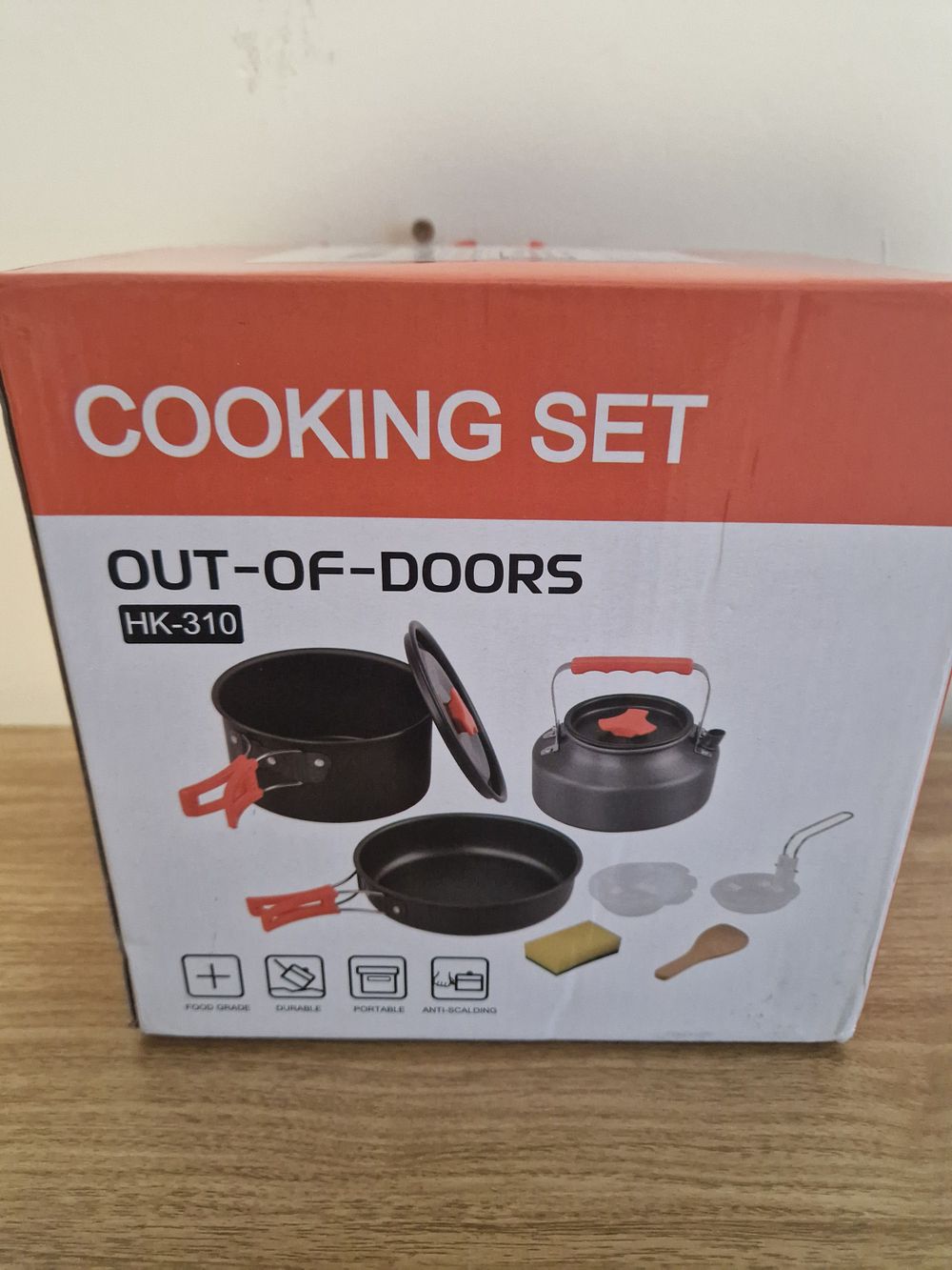 Lot 167: Camping set