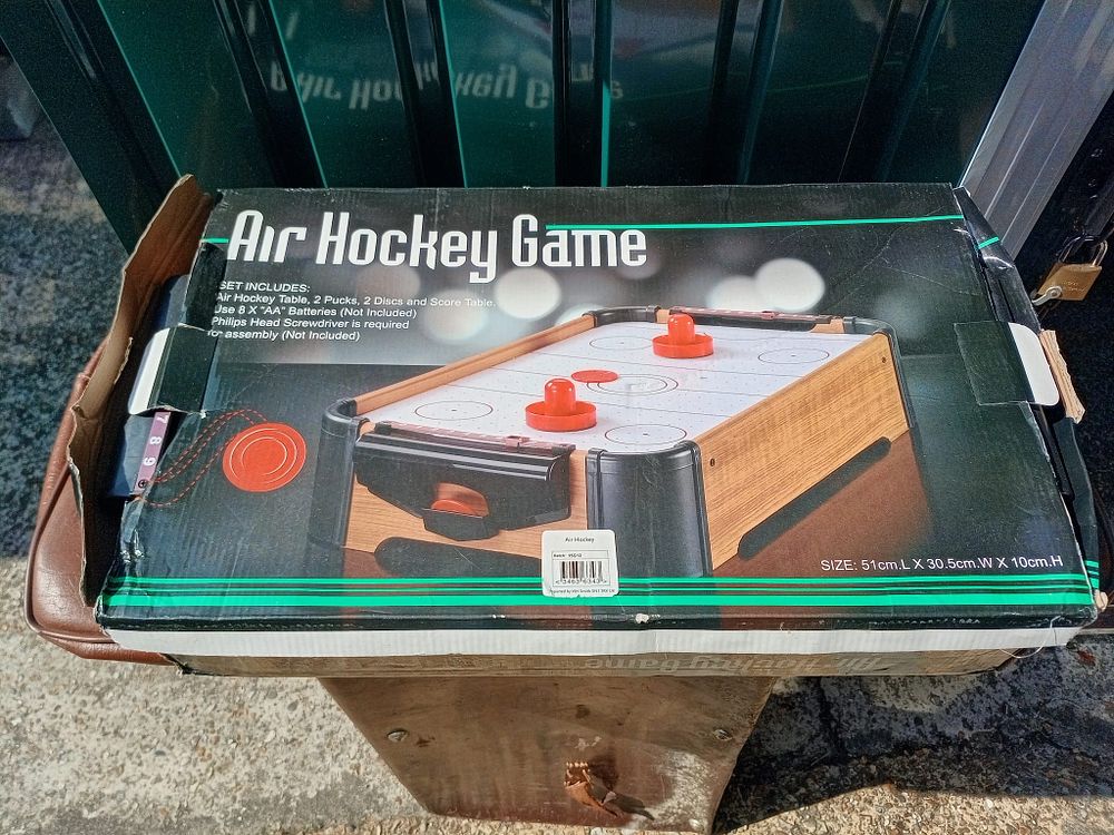 Lot 179: Air hockey table