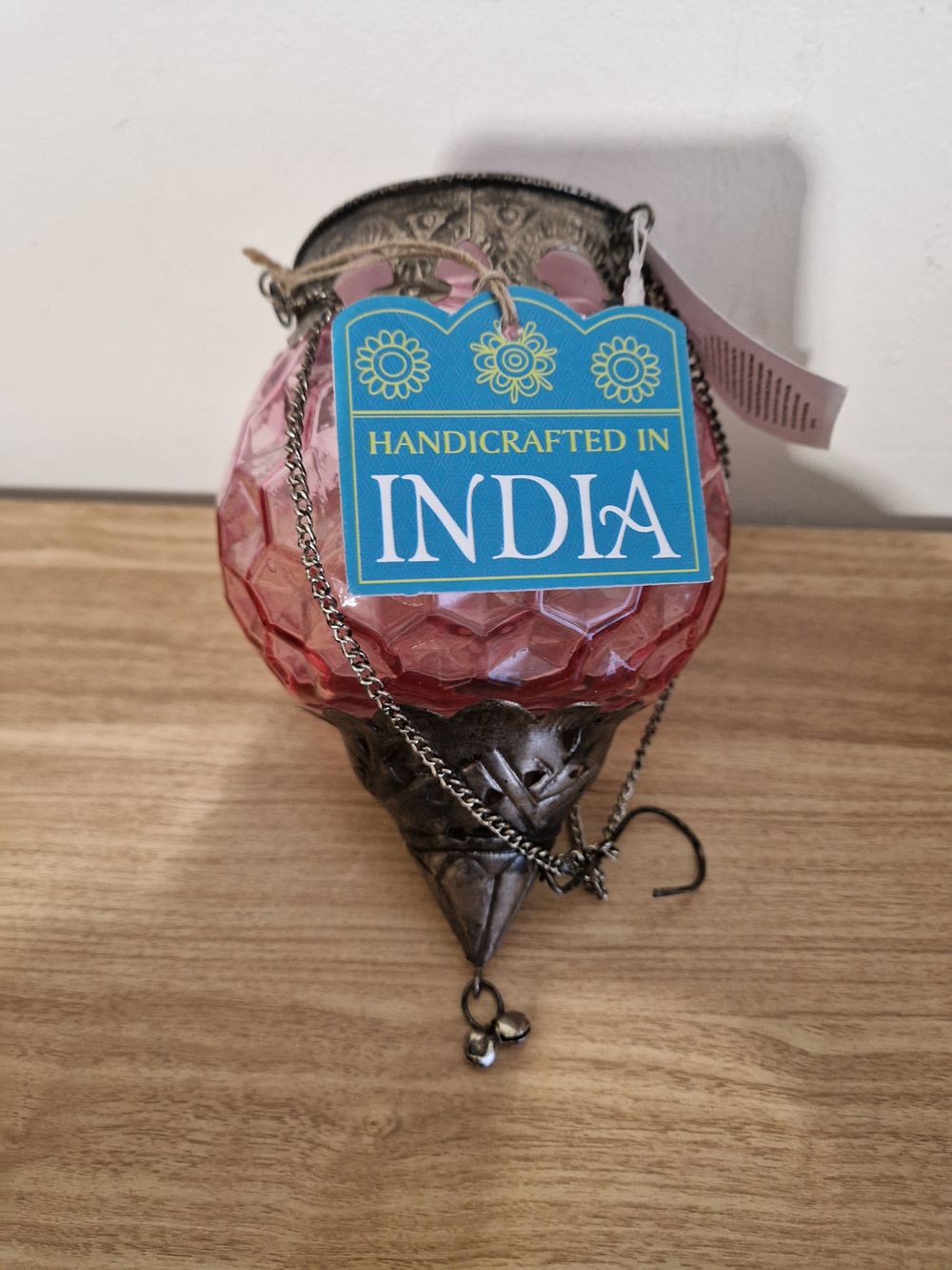 Lot 208: Vintage style light shade