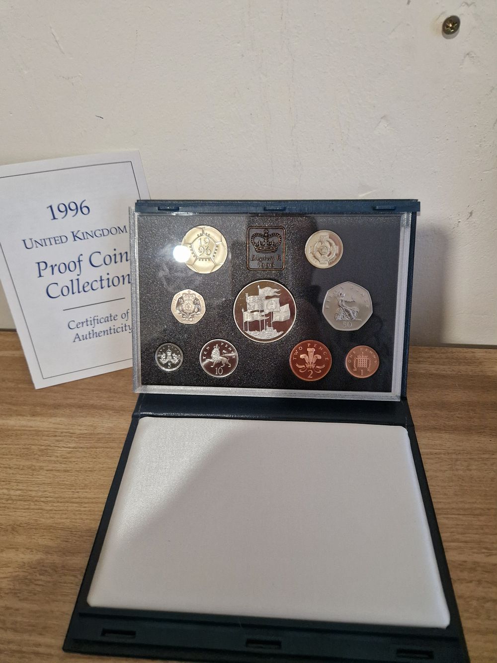 Lot 215: 1996 united kingdom proof coin collection