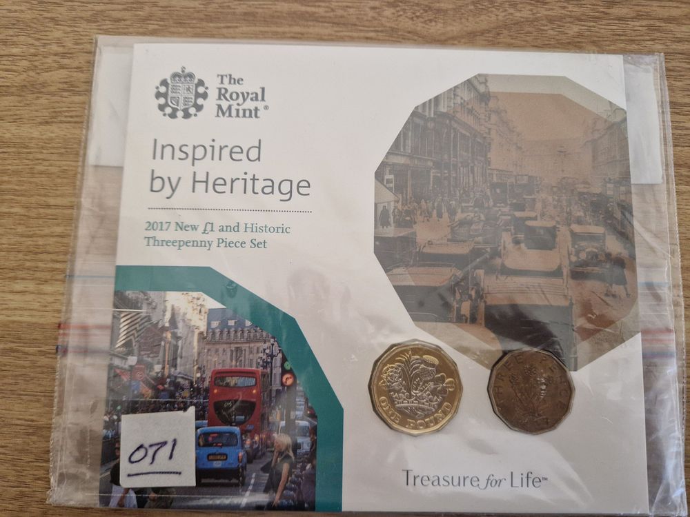 Lot 226: Royal mint coins