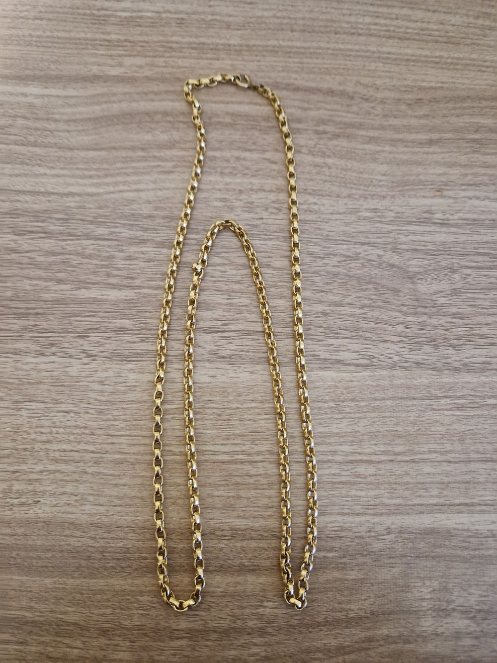 Lot 292: gold plated belcher chain