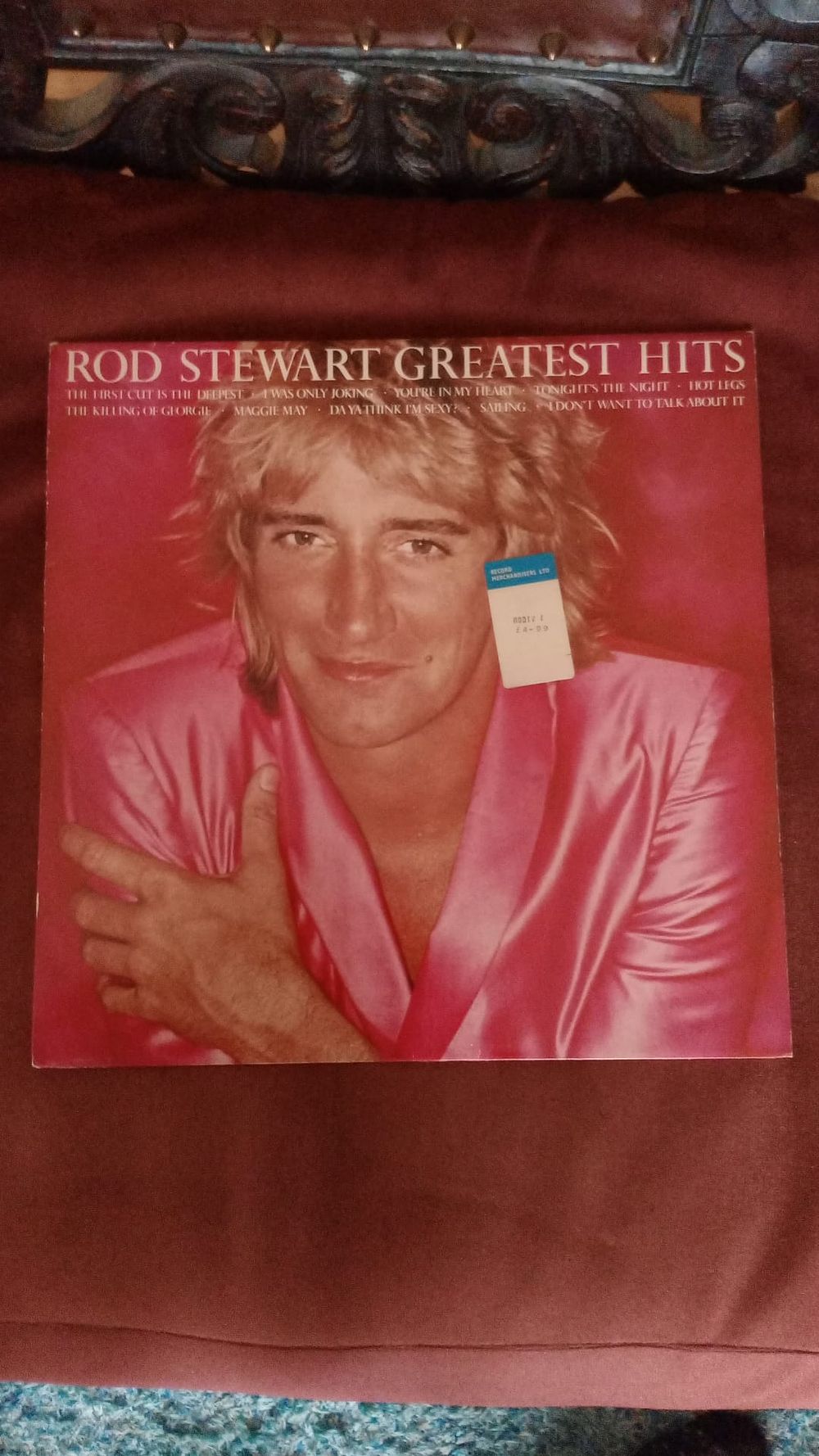 Lot 224: Rod Stewart greatest hits