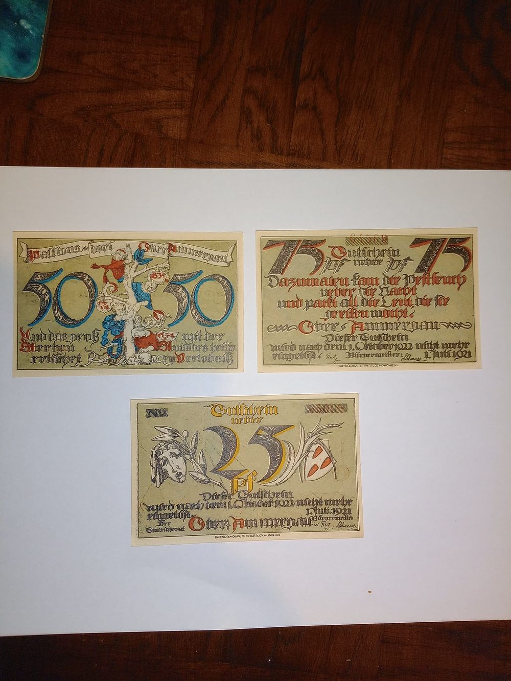 Lot 229: * bank notes