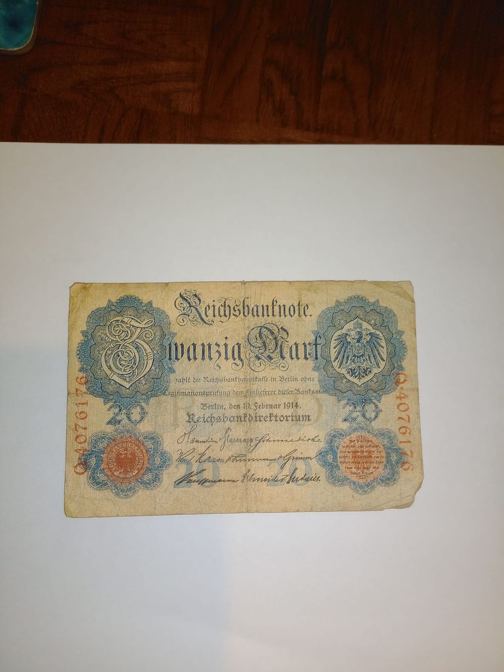 Lot 230: bank notes