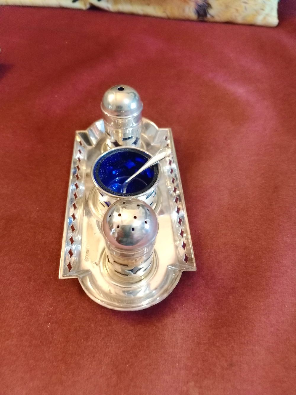 Lot 234: Silver plate items