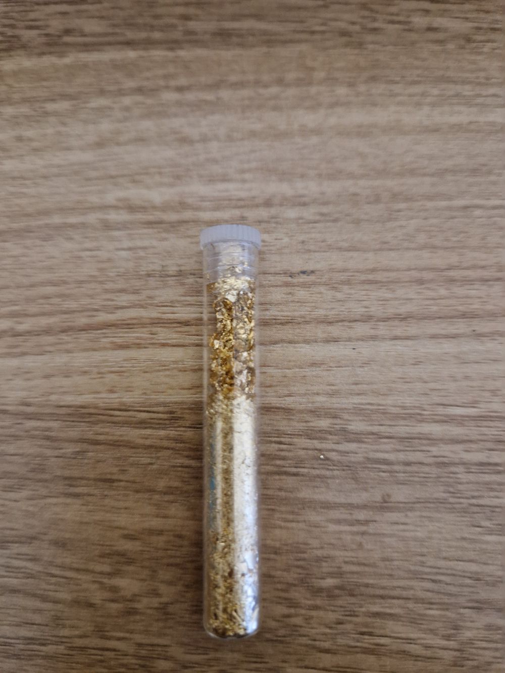 Lot 248: gold leaf