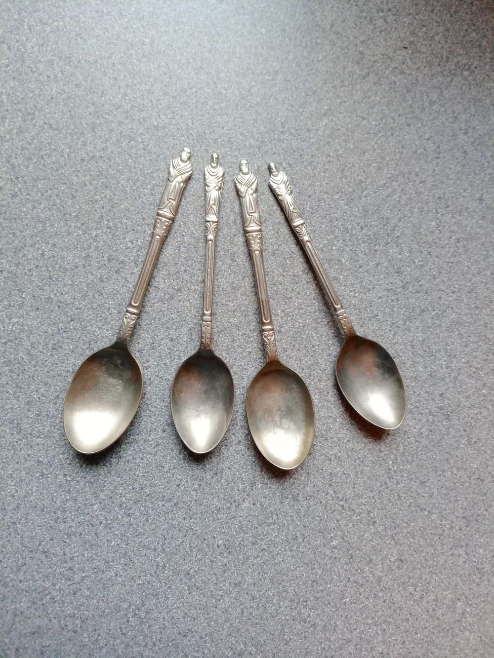Lot 257: 4 stainless steel silver plated