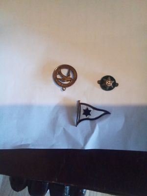 Armagh fair. 3 Vintage Badges.
Swift club. Star 2 &amp; Enabled flag.