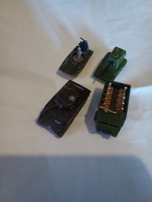 Armagh fair. 4 Military vehicles. 3 Matchbox 1976 &amp; one corgi.