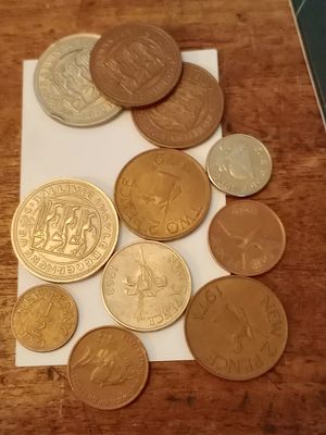 East Sussex. Guernsey coins 1971-1998.