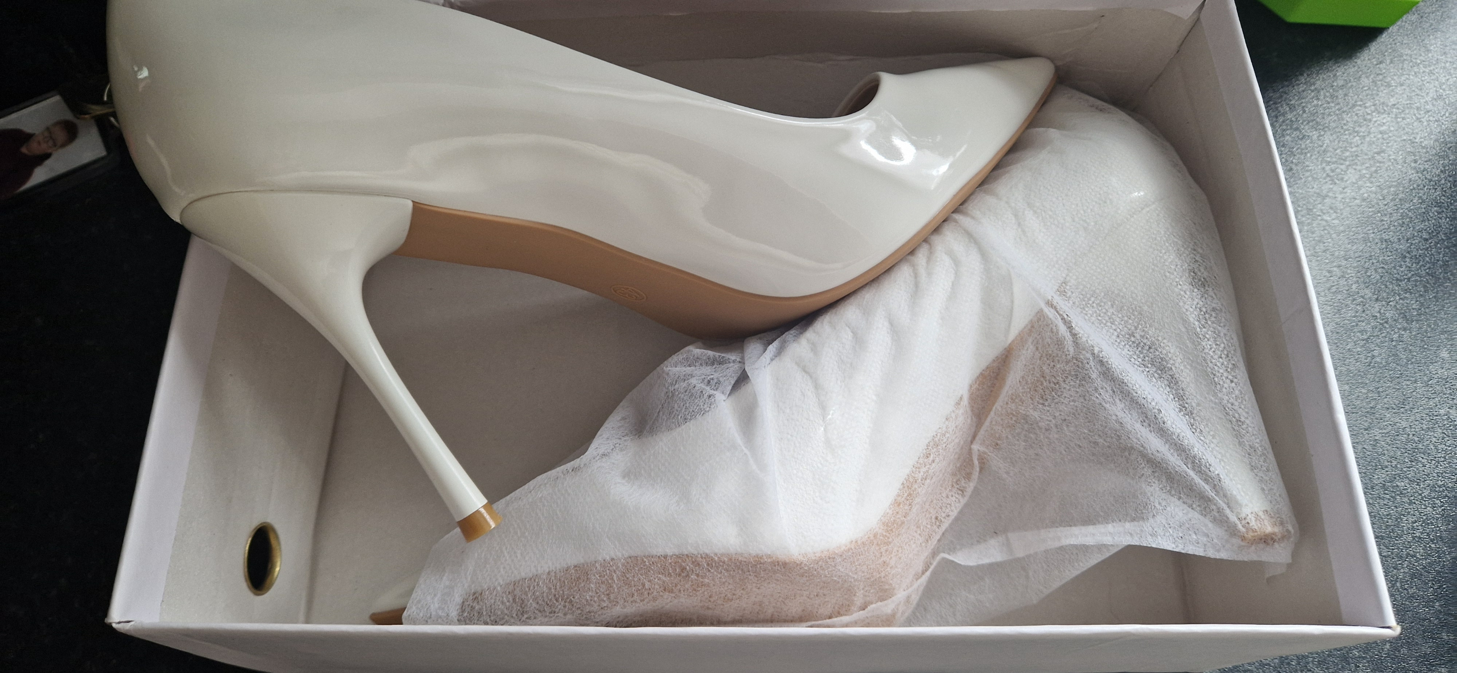 Brand new women's high heel shoes