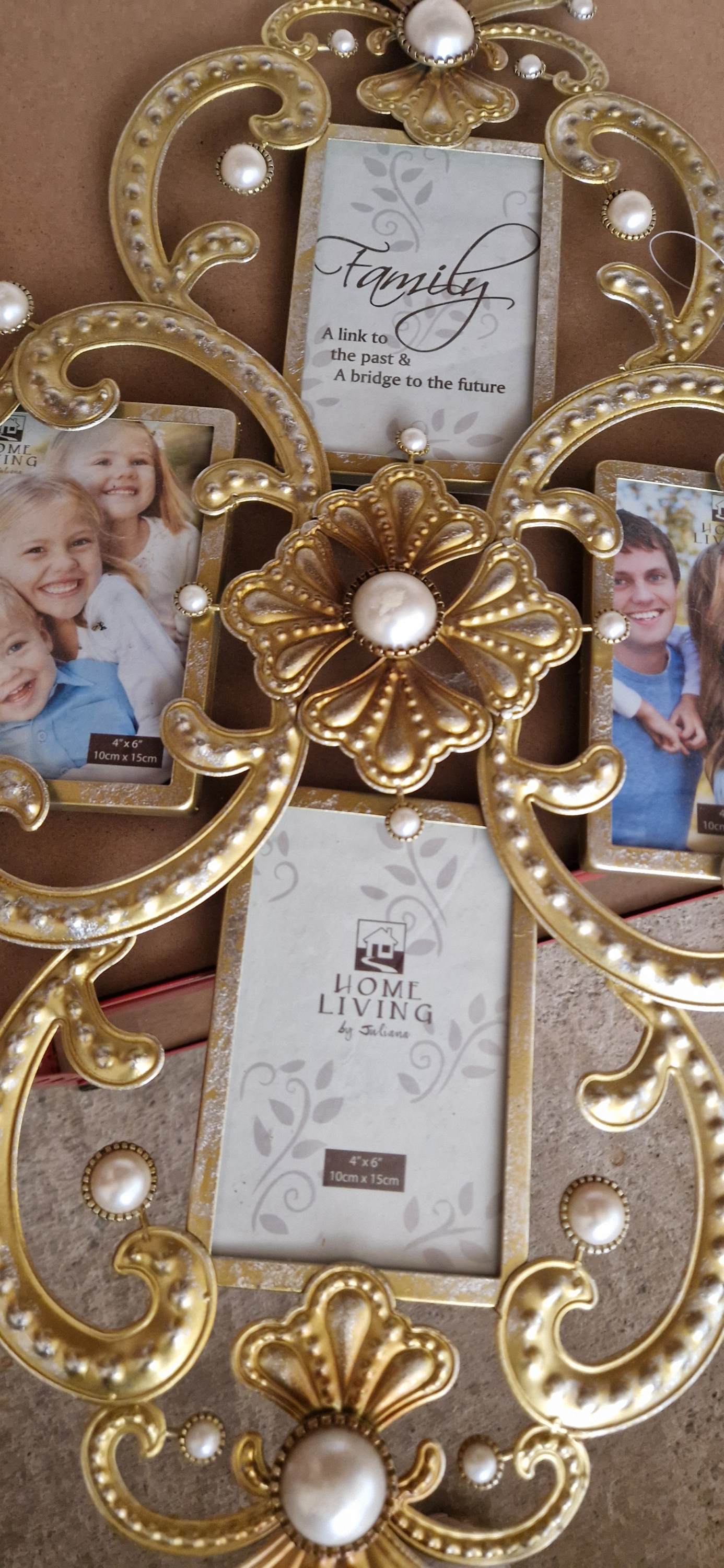 Family picture frame