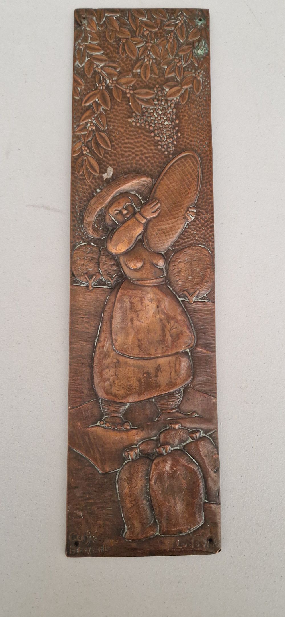 Lot 183: Wall plaque