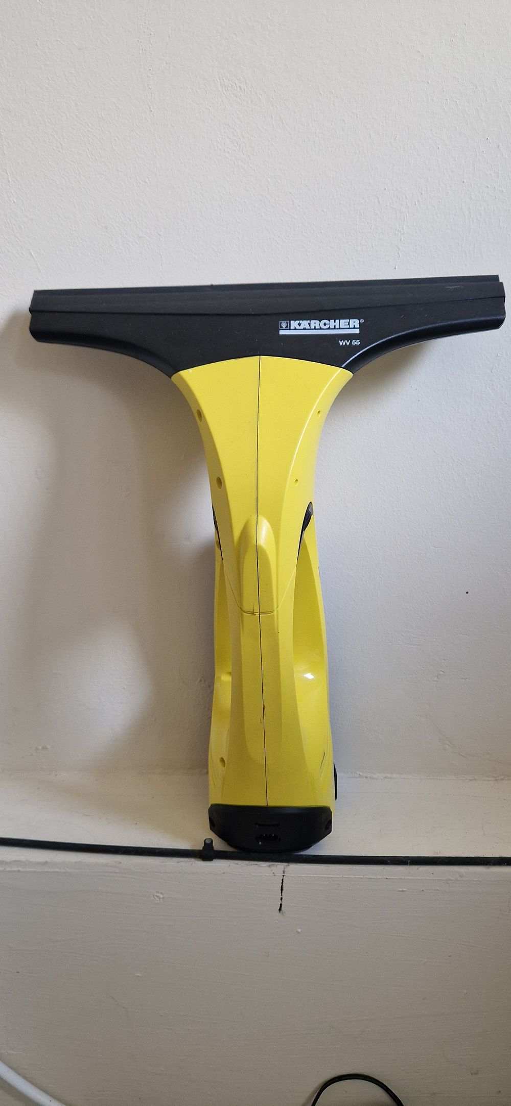 Lot 191: Kasher window cleaner