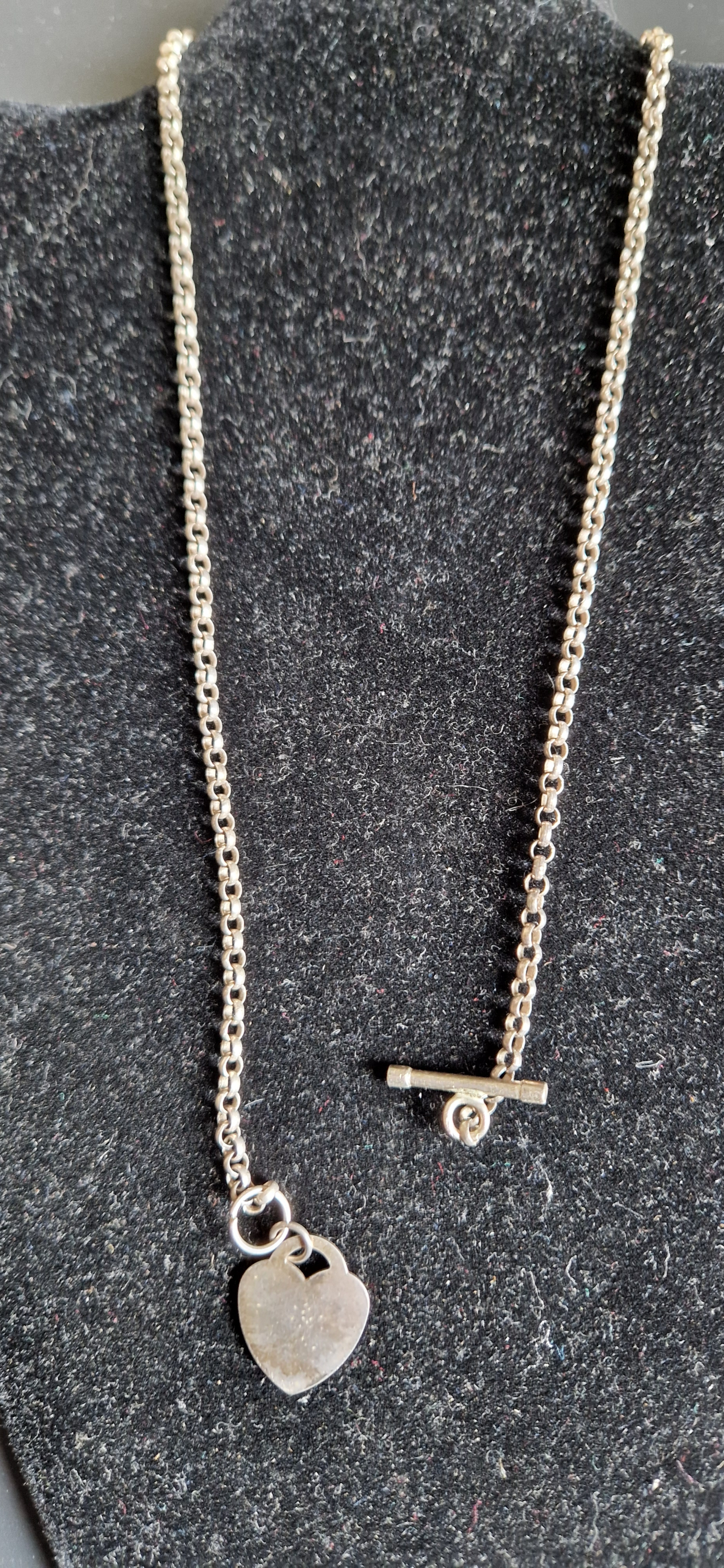 Silver chain with heart pendant