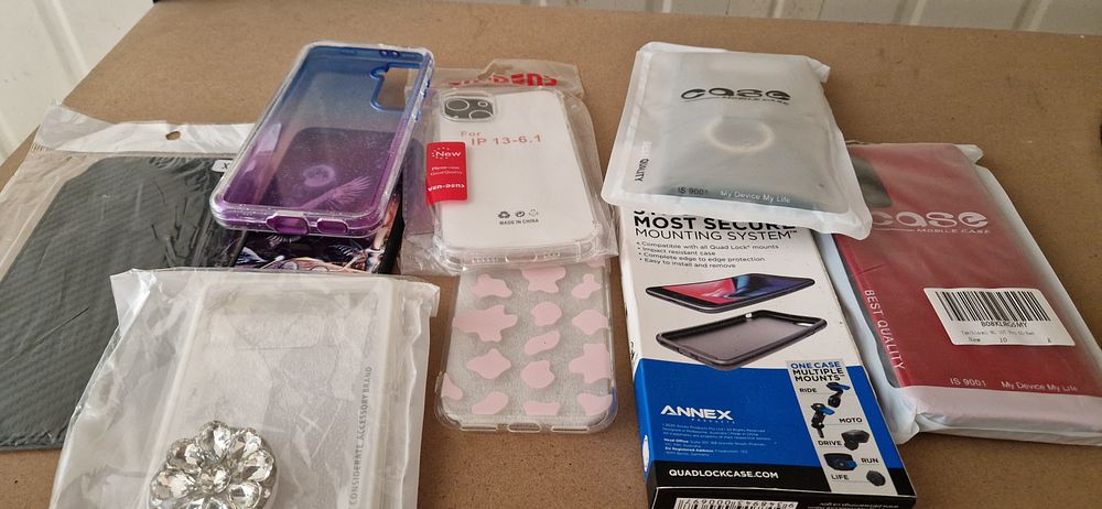 Lot 220: Job lot of phone cases