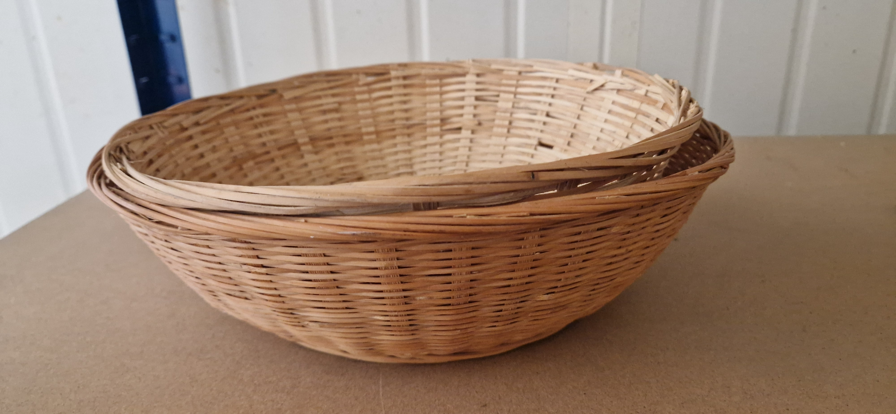 Joblot of wicker baskets