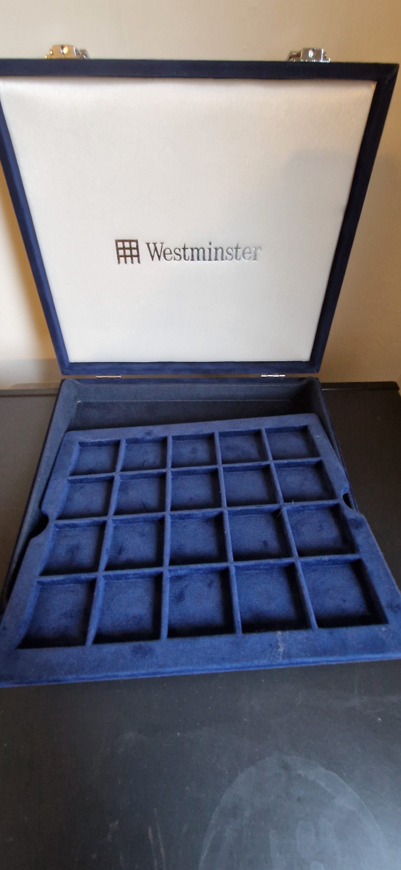 Coin boxes