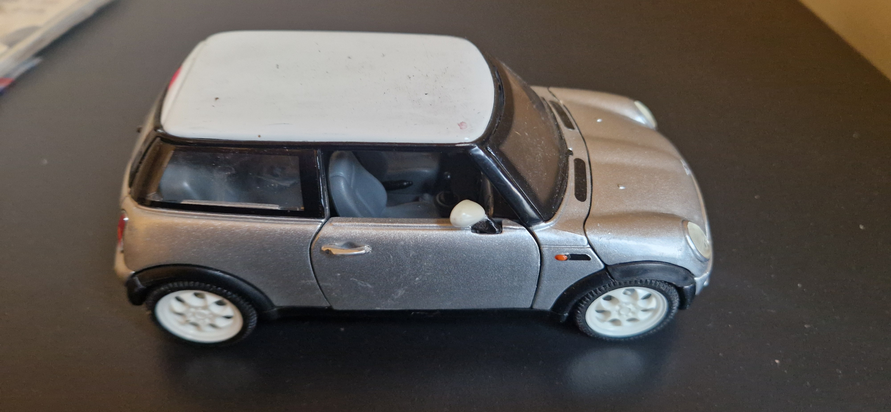 Model mini car