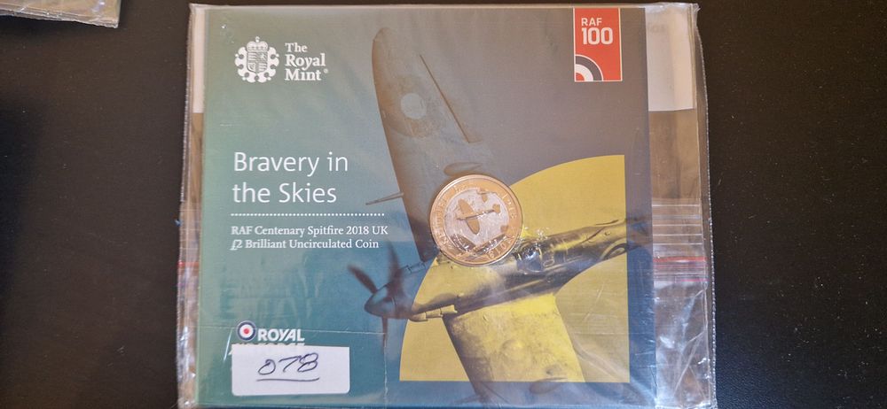 Lot 156: Royal mint