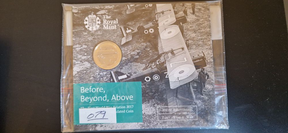 Lot 157: Royal mint