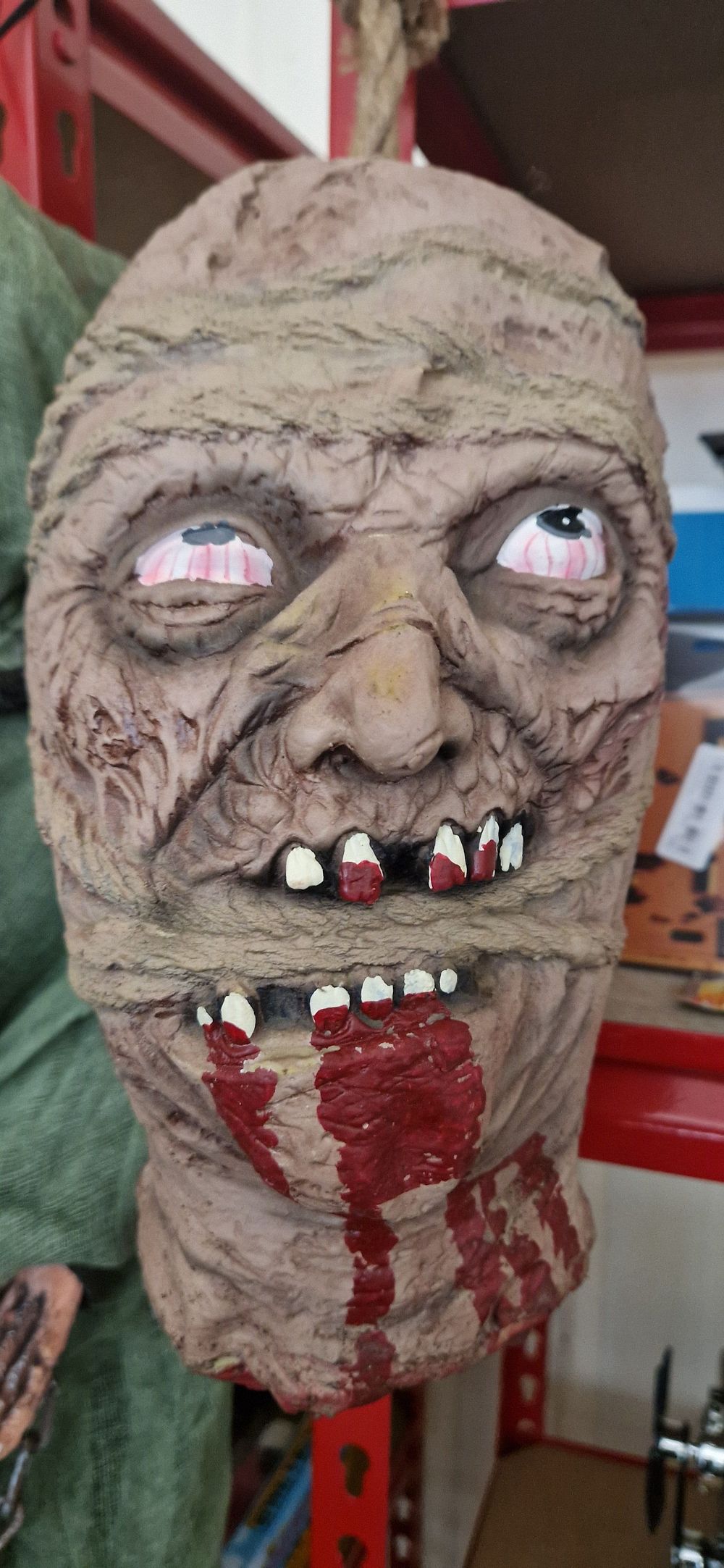 Lot 170: Halloween scary head