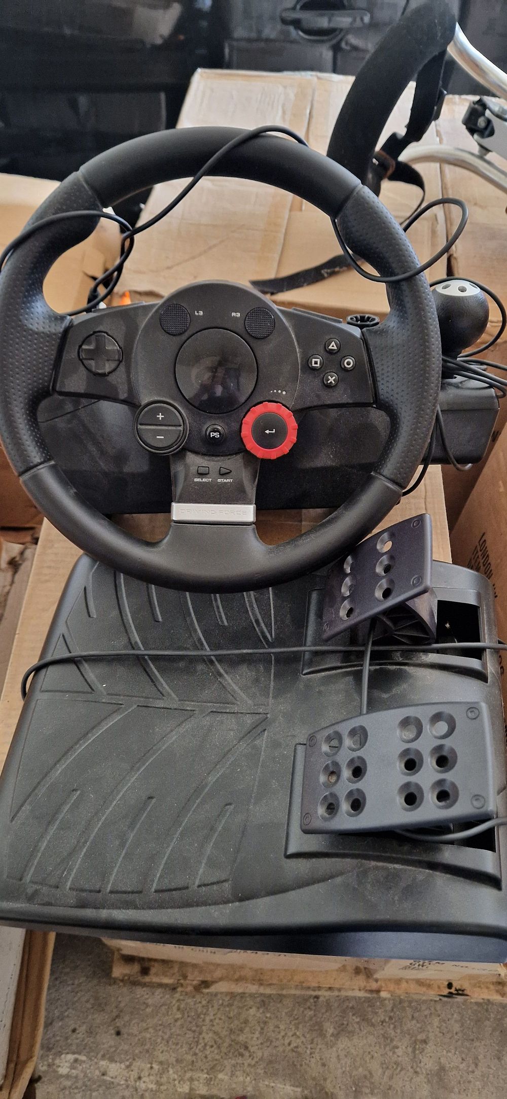 Lot 189: racing wheel & peddles