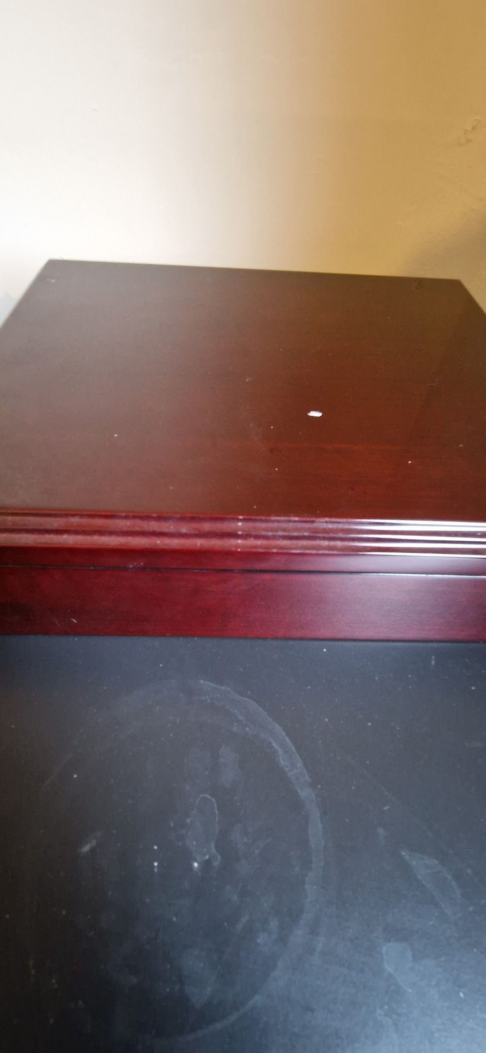 Lot 194: Large wooden coin box